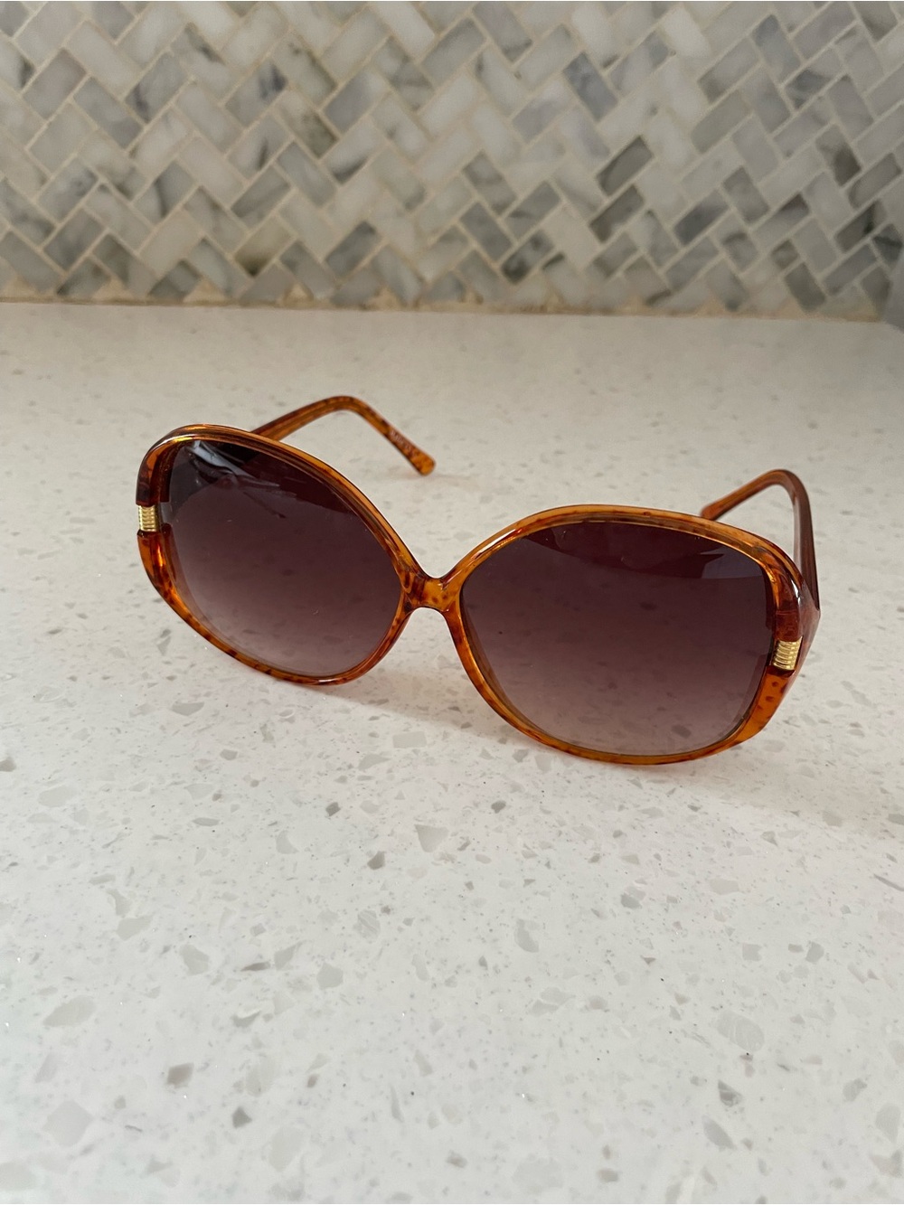 Foster Grant Tortoiseshell Sunglasses Vintage Big Frame Oversized